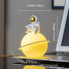 Astronaut Small Table Night Lamp Decoration