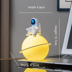 Astronaut Small Table Night Lamp Decoration
