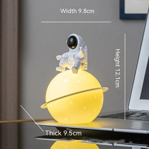 Astronaut Small Table Night Lamp Decoration